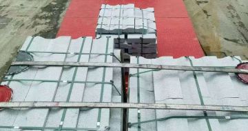 张家口 芝麻白仿形加直形路沿石出货日常