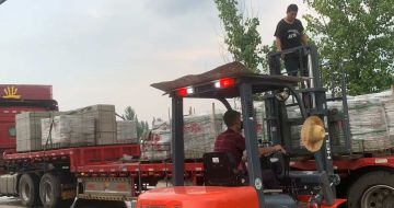 张家口 黄金麻冰裂纹，地铺石装车