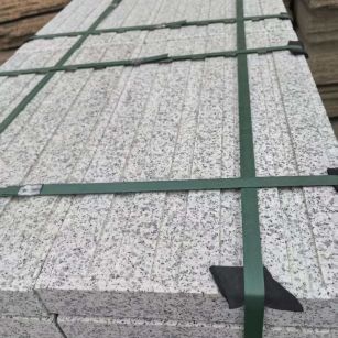 张家口 白麻花岗岩直行盲道石，盲条，地铺石