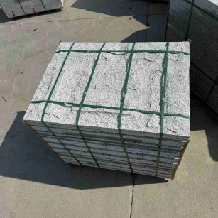 张家口 白麻花岗岩石材自然面蘑菇石成品