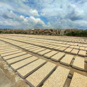 张家口 黄金麻荔枝面花岗岩石材地铺石防护中