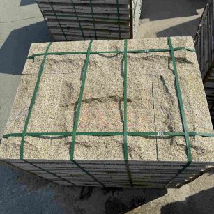 张家口 黄金麻花岗岩石材自然面蘑菇石成品