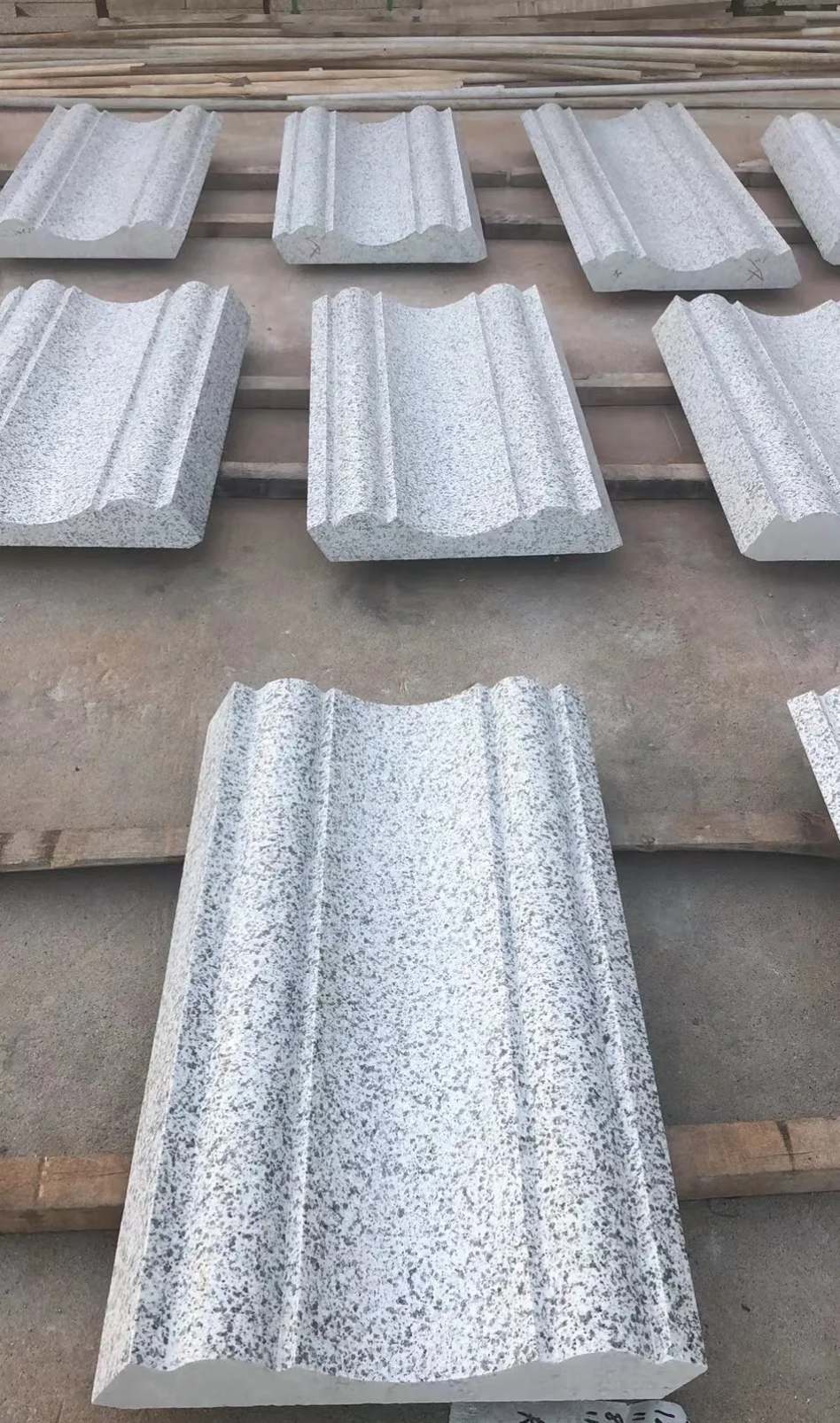 张家口 白麻花岗岩光面别墅线条