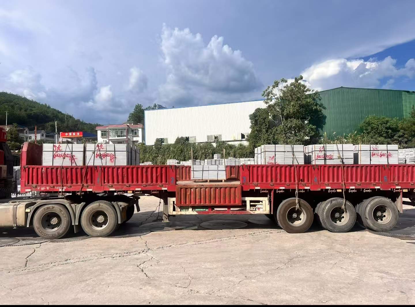 张家口 芝麻灰花岗岩地铺石出货日常