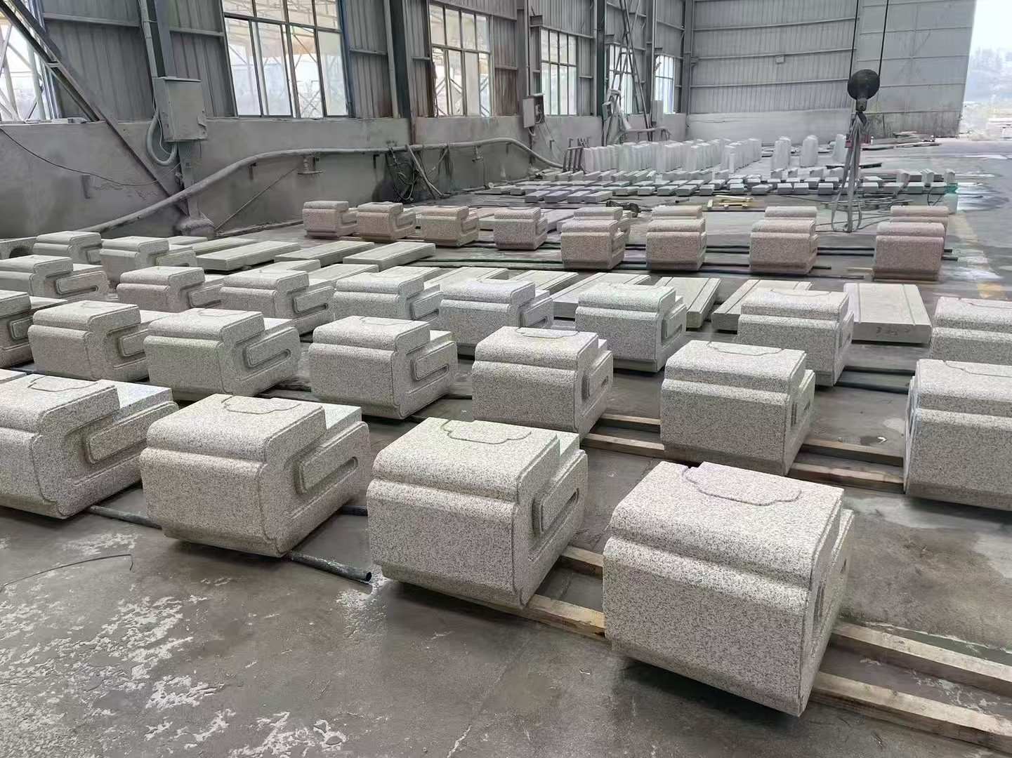 张家口 白麻花岗岩异形加工-石凳，坐凳