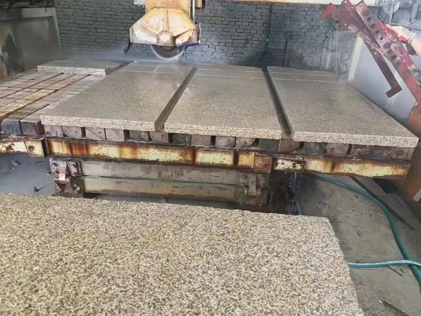 张家口 黄金麻荔枝面成品板加工