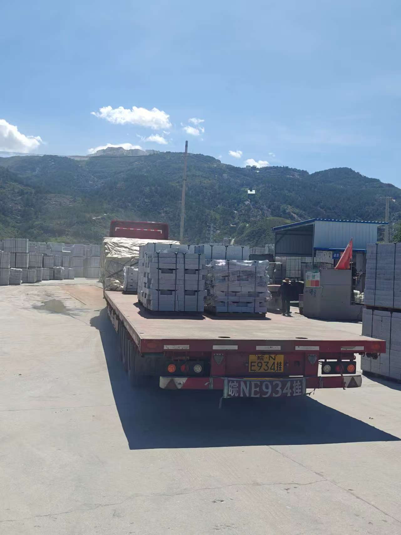 张家口 芝麻白仿形路沿石，直形路沿石